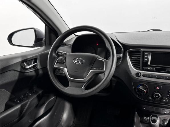 Hyundai Solaris II с пробегом 2018 года, цена 1 195 000 рублей, 144534 км, седан, Автокод Объявления