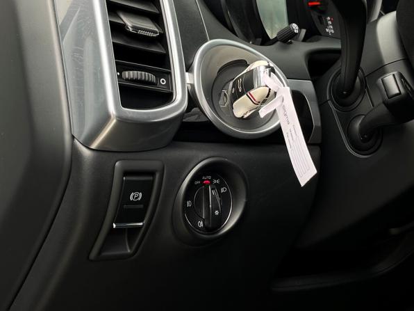 Porsche Cayenne II (958) с пробегом 2013 года, цена 2 497 600 рублей, 261431 км, внедорожник, Автокод Объявления