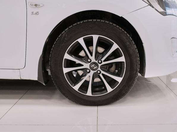 Hyundai Solaris I Рестайлинг с пробегом 2015 года, цена 803 000 рублей, 180800 км, седан, Автокод Объявления