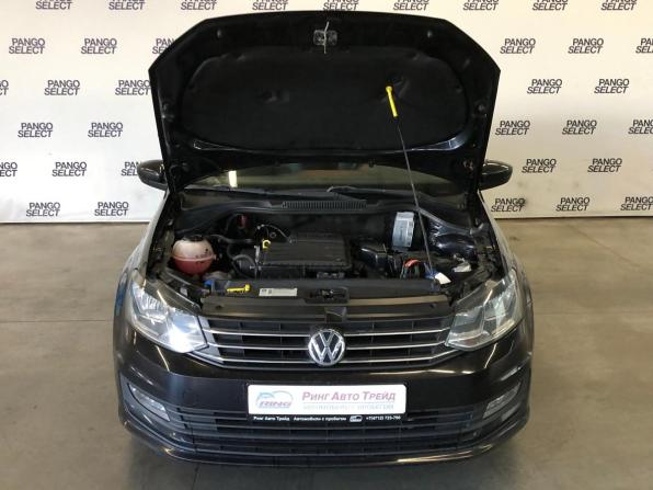 Volkswagen Polo V Рестайлинг с пробегом 2019 года, цена 1 199 000 рублей, 175539 км, седан, Автокод Объявления