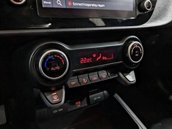 Kia Rio IV Рестайлинг с пробегом 2021 года, цена 1 650 000 рублей, 68826 км, седан, Автокод Объявления