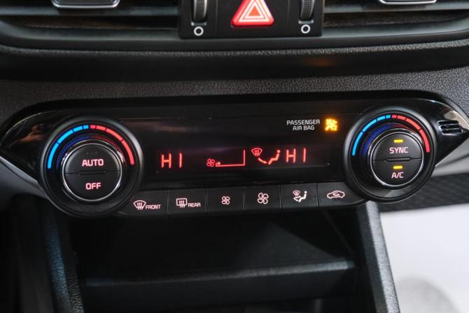 Kia K3 II с пробегом 2019 года, цена 1 759 000 рублей, 78103 км, седан, Автокод Объявления
