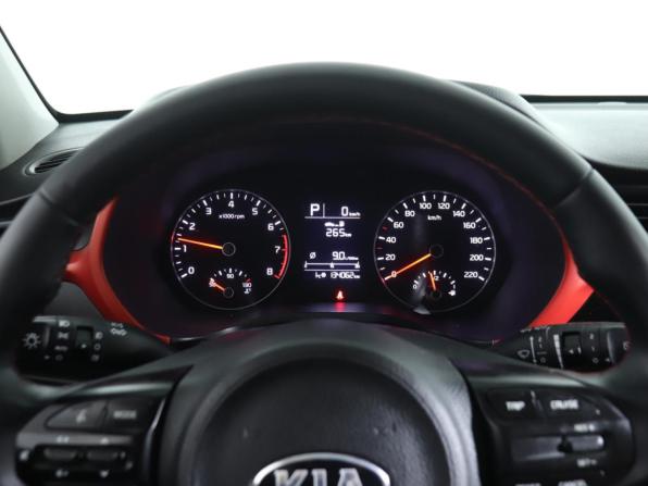 Kia Rio IV Рестайлинг с пробегом 2021 года, цена 1 550 000 рублей, 134062 км, хэтчбек, Автокод Объявления