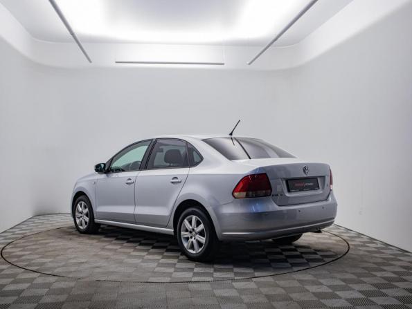 Volkswagen Polo V Рестайлинг с пробегом 2015 года, цена 1 245 000 рублей, 48282 км, седан, Автокод Объявления
