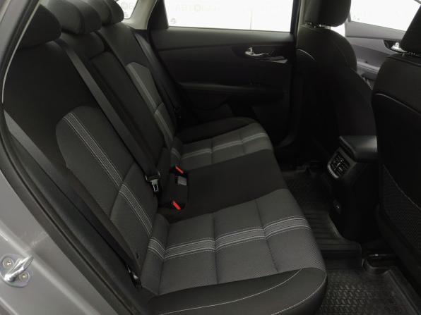 Kia Cerato IV Рестайлинг с пробегом 2021 года, цена 1 919 000 рублей, 81257 км, седан, Автокод Объявления
