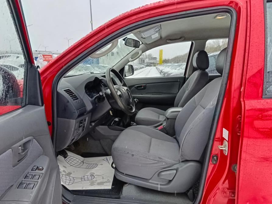 Toyota Hilux VII Рестайлинг Тюмень  - изображение 9