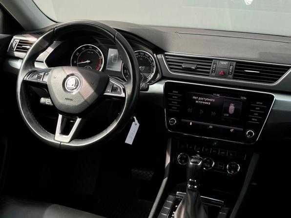 Skoda Superb III с пробегом 2019 года, цена 1 972 800 рублей, 130933 км, лифтбек, Автокод Объявления