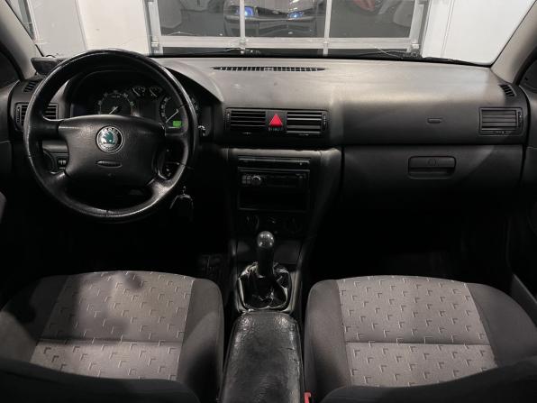 Skoda Octavia II (A5) Рестайлинг с пробегом 2009 года, цена 492 000 рублей, 273383 км, лифтбек, Автокод Объявления
