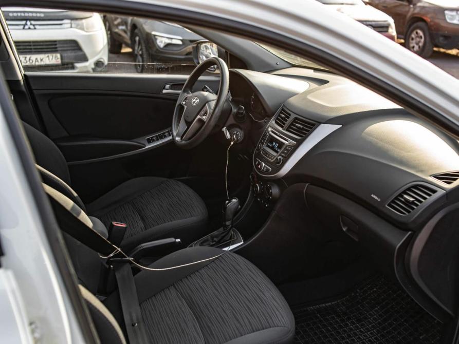 Hyundai Solaris I Рестайлинг Санкт-Петербург  - изображение 11