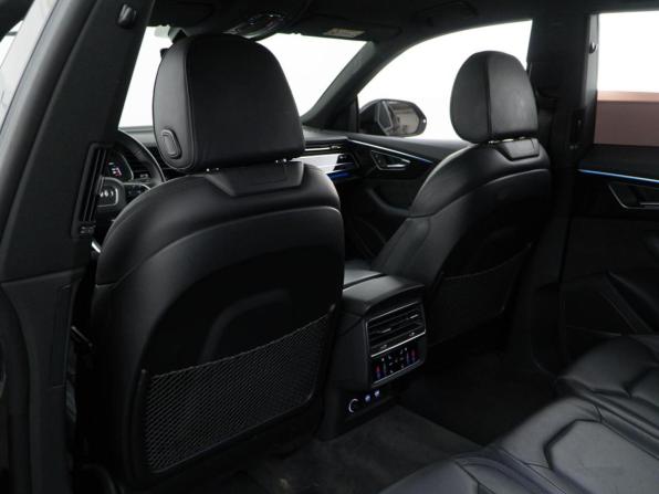 Audi Q8 I (4M) с пробегом 2019 года, цена 7 877 077 рублей, 64800 км, внедорожник, Автокод Объявления