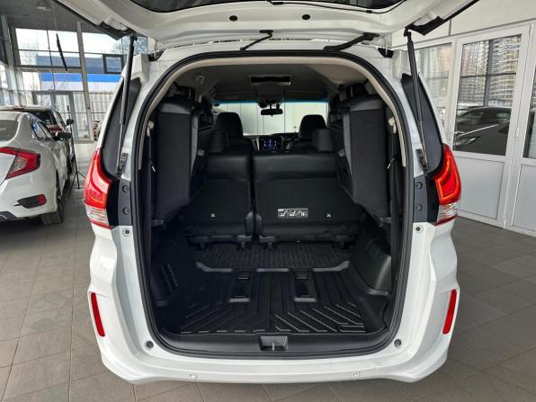 Honda Freed II Рестайлинг с пробегом 2021 года, цена 2 190 000 рублей, 70906 км, компактвэн, Автокод Объявления