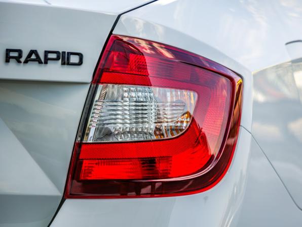 Skoda Rapid I Рестайлинг с пробегом 2017 года, цена 1 248 000 рублей, 92144 км, лифтбек, Автокод Объявления