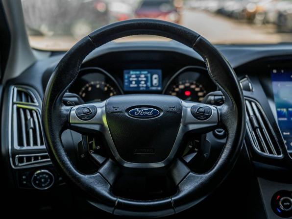 Ford Focus III с пробегом 2012 года, цена 843 000 рублей, 114807 км, хэтчбек, Автокод Объявления