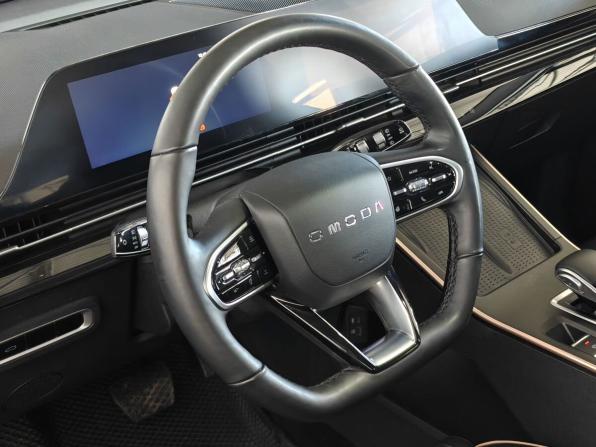 Omoda C5 I с пробегом 2023 года, цена 1 687 000 рублей, 45342 км, внедорожник, Автокод Объявления