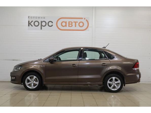 Volkswagen Polo V Рестайлинг с пробегом 2018 года, цена 1 339 000 рублей, 138431 км, седан, Автокод Объявления