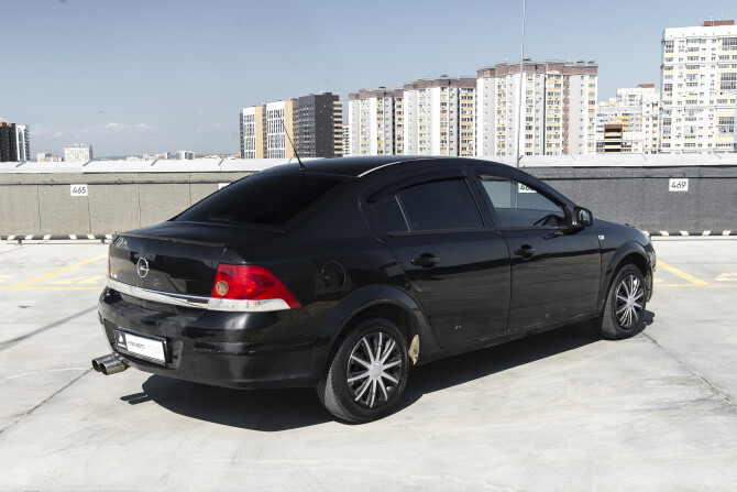 Opel Astra H Рестайлинг с пробегом 2010 года, цена 323 000 рублей, 291417 км, седан, Автокод Объявления