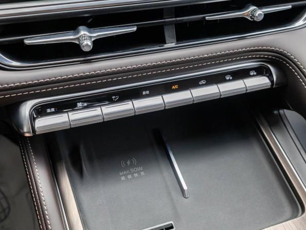 Geely Monjaro I Рестайлинг 2 (China Market) с пробегом 2026 года, цена 4 330 000 рублей, 24 км, внедорожник, Автокод Объявления