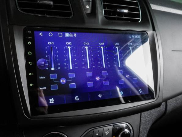 Renault Sandero II с пробегом 2017 года, цена 874 000 рублей, 175146 км, хэтчбек, Автокод Объявления