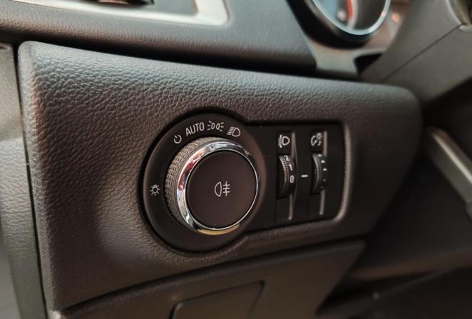 Opel Astra J с пробегом 2010 года, цена 440 000 рублей, 195000 км, хэтчбек, Автокод Объявления