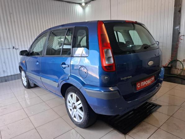 Ford Fusion I Рестайлинг с пробегом 2008 года, цена 339 000 рублей, 290000 км, хэтчбек, Автокод Объявления