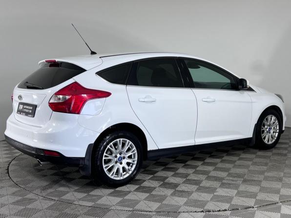 Ford Focus III с пробегом 2014 года, цена 890 000 рублей, 163804 км, хэтчбек, Автокод Объявления