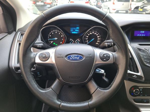 Ford Focus III с пробегом 2012 года, цена 950 000 рублей, 104858 км, хэтчбек, Автокод Объявления
