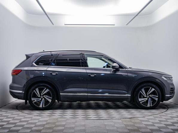 Volkswagen Touareg III с пробегом 2018 года, цена 4 728 000 рублей, 113335 км, внедорожник, Автокод Объявления