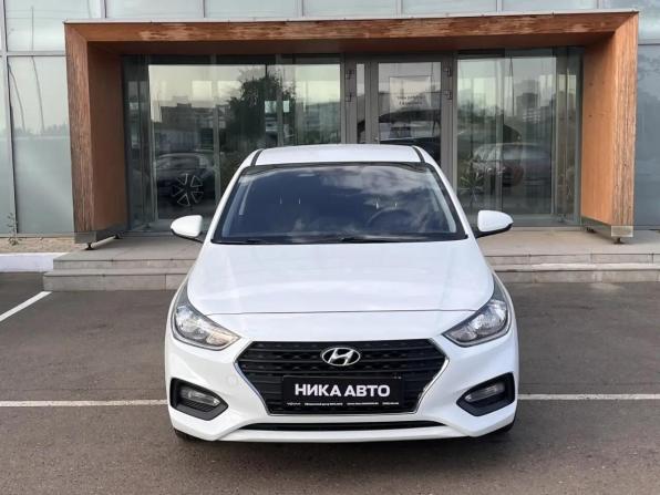 Hyundai Solaris II с пробегом 2017 года, цена 995 000 рублей, 152247 км, седан, Автокод Объявления