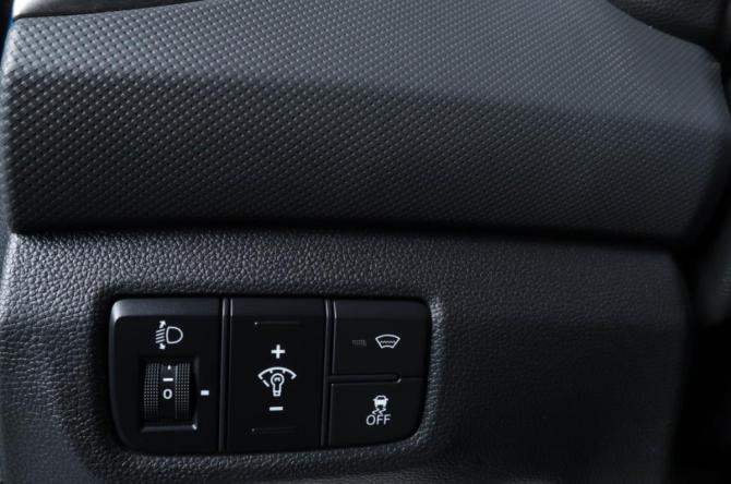 Hyundai Creta I с пробегом 2016 года, цена 1 659 000 рублей, 129626 км, внедорожник, Автокод Объявления