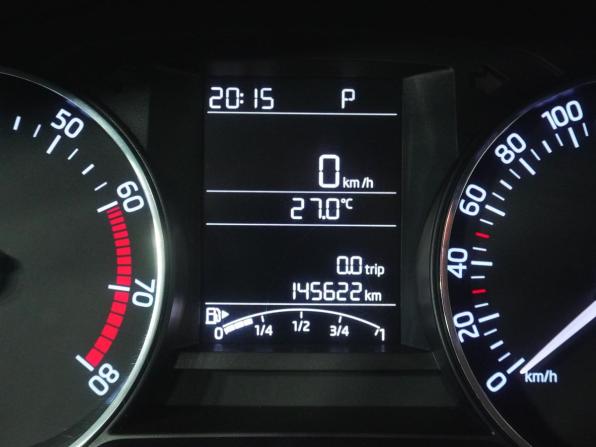 Skoda Rapid I с пробегом 2015 года, цена 1 055 000 рублей, 145600 км, лифтбек, Автокод Объявления