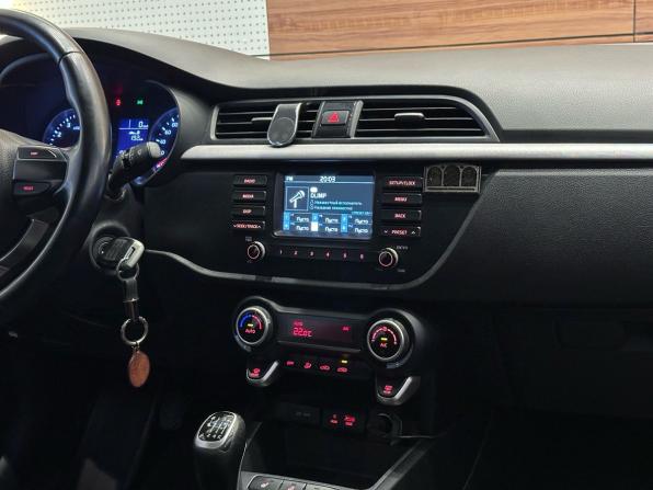 Kia Rio IV с пробегом 2017 года, цена 1 299 900 рублей, 116700 км, седан, Автокод Объявления