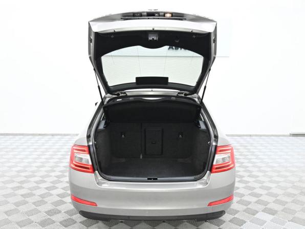 Skoda Octavia III (A7) с пробегом 2017 года, цена 1 029 000 рублей, 90823 км, лифтбек, Автокод Объявления