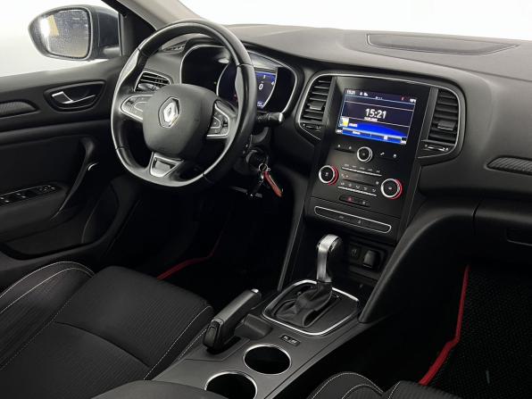 Renault Megane IV с пробегом 2018 года, цена 1 500 000 рублей, 129000 км, универсал, Автокод Объявления