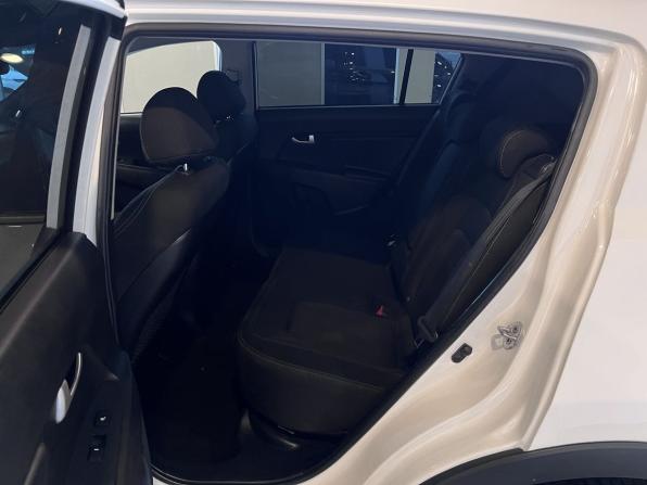 Kia Sportage III Рестайлинг с пробегом 2015 года, цена 936 000 рублей, 220292 км, внедорожник, Автокод Объявления