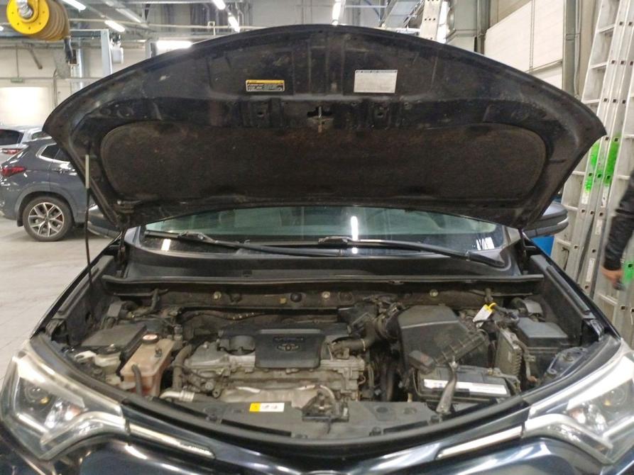 Toyota RAV4 IV (XA40) Рестайлинг Санкт-Петербург  - изображение 16