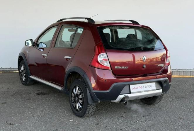 Renault Sandero I с пробегом 2014 года, цена 620 000 рублей, 105449 км, хэтчбек, Автокод Объявления