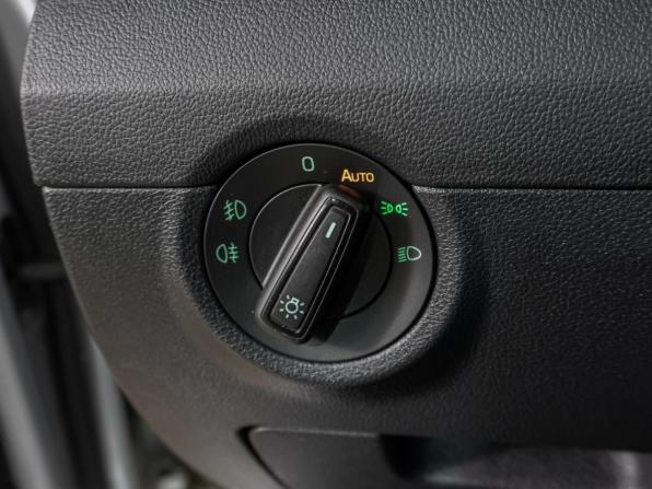 Skoda Octavia III (A7) Рестайлинг с пробегом 2019 года, цена 2 099 000 рублей, 37818 км, лифтбек, Автокод Объявления