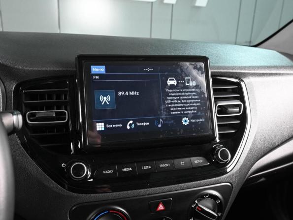 Hyundai Solaris II Рестайлинг с пробегом 2021 года, цена 1 385 000 рублей, 102180 км, седан, Автокод Объявления
