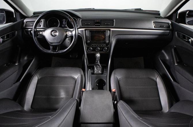 Volkswagen Passat B8 Рестайлинг с пробегом 2018 года, цена 1 999 000 рублей, 138000 км, седан, Автокод Объявления