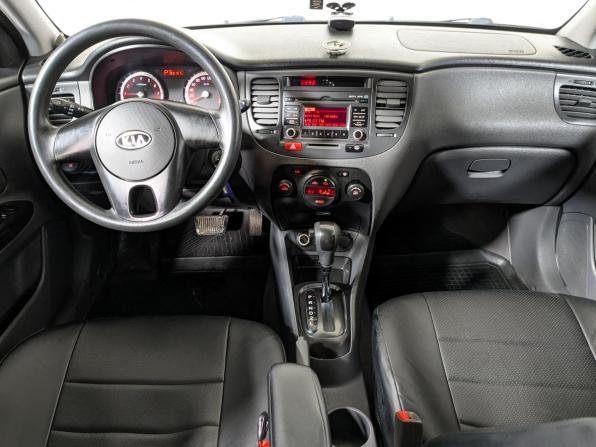 Kia Rio II Рестайлинг с пробегом 2011 года, цена 650 000 рублей, 183000 км, седан, Автокод Объявления