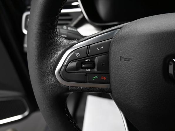 Geely Atlas Pro с пробегом 2022 года, цена 1 945 000 рублей, 80978 км, внедорожник, Автокод Объявления