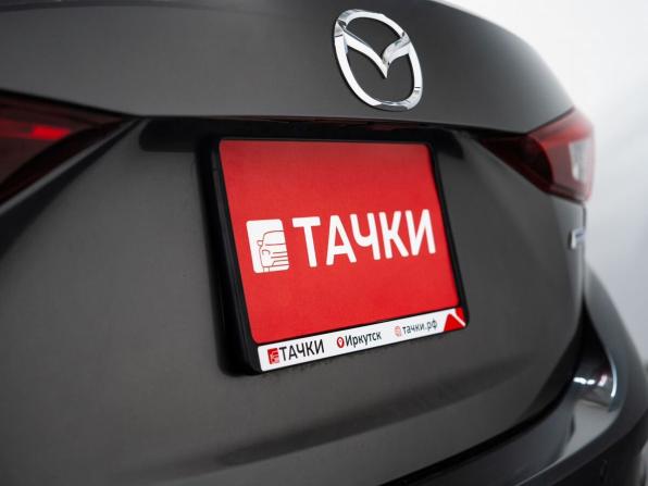 Mazda Axela III Рестайлинг с пробегом 2017 года, цена 1 330 000 рублей, 121461 км, седан, Автокод Объявления