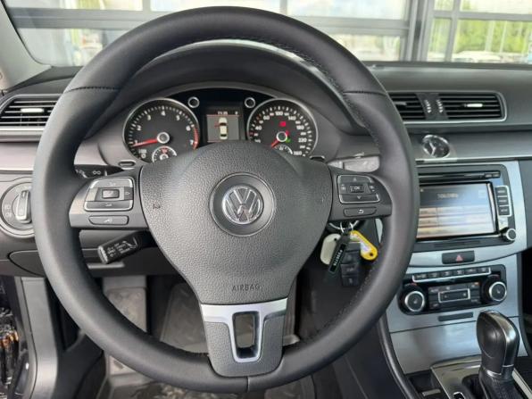 Volkswagen Passat B7 с пробегом 2011 года, цена 989 000 рублей, 155189 км, седан, Автокод Объявления