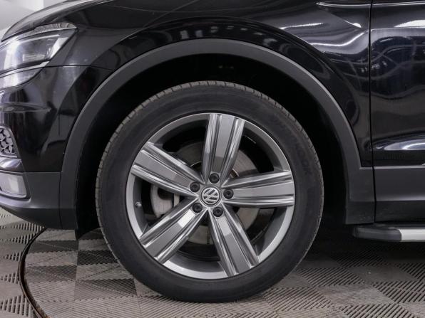 Volkswagen Tiguan II с пробегом 2018 года, цена 2 585 000 рублей, 150000 км, внедорожник, Автокод Объявления