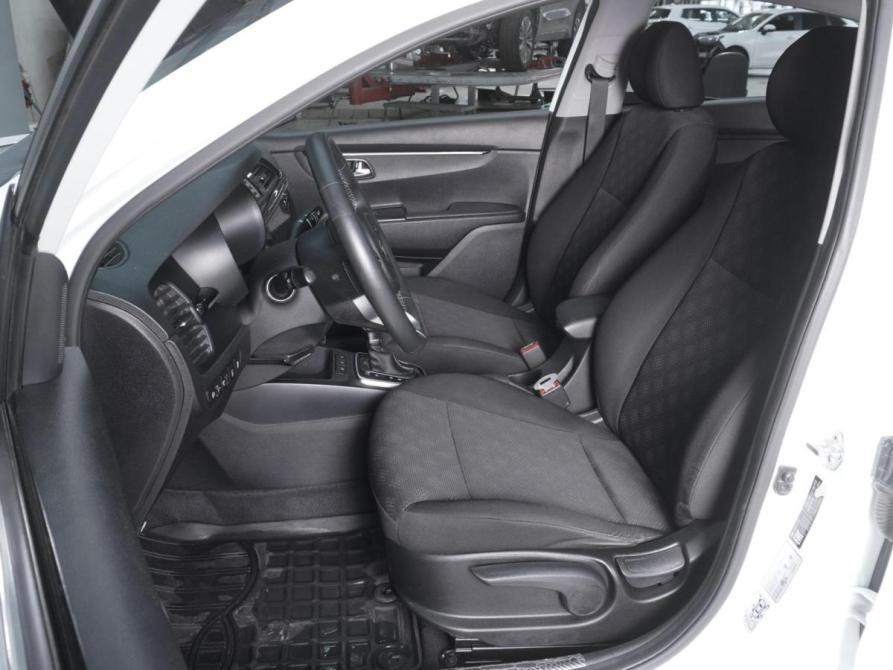 Kia Rio IV Ростов-на-Дону  - изображение 10