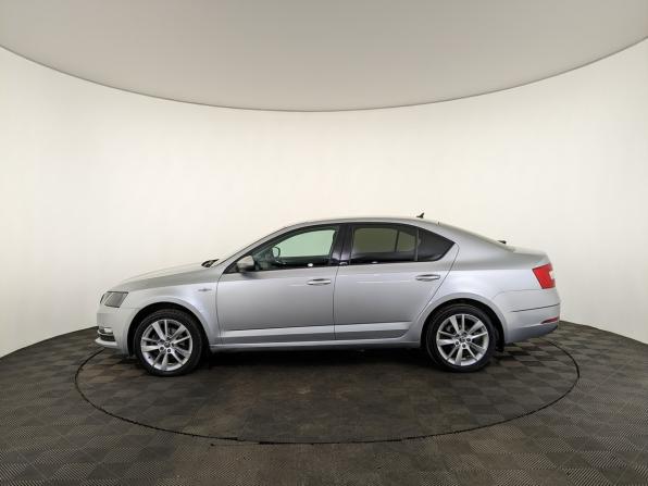 Skoda Octavia III (A7) Рестайлинг с пробегом 2019 года, цена 1 950 000 рублей, 92699 км, лифтбек, Автокод Объявления