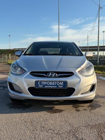 Hyundai Solaris I с пробегом 2014 года, цена 700 000 рублей, 146000 км, седан, Автокод Объявления