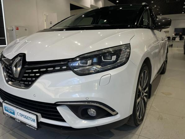 Renault Scenic IV с пробегом 2018 года, цена 1 490 000 рублей, 186130 км, компактвэн, Автокод Объявления