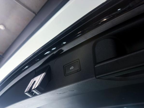 Volkswagen Teramont I Рестайлинг с пробегом 2021 года, цена 4 200 000 рублей, 89000 км, внедорожник, Автокод Объявления