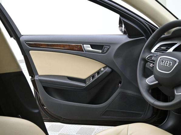 Audi A4 IV (B8) Рестайлинг с пробегом 2015 года, цена 919 000 рублей, 119975 км, седан, Автокод Объявления